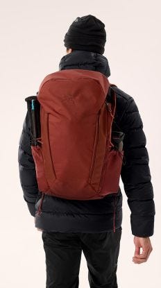 Mantis 30L 多功能背包